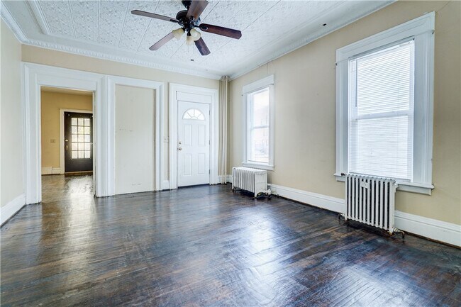 Photo - 416 Gregory St