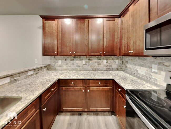 Photo - 8382 Douglass Trail