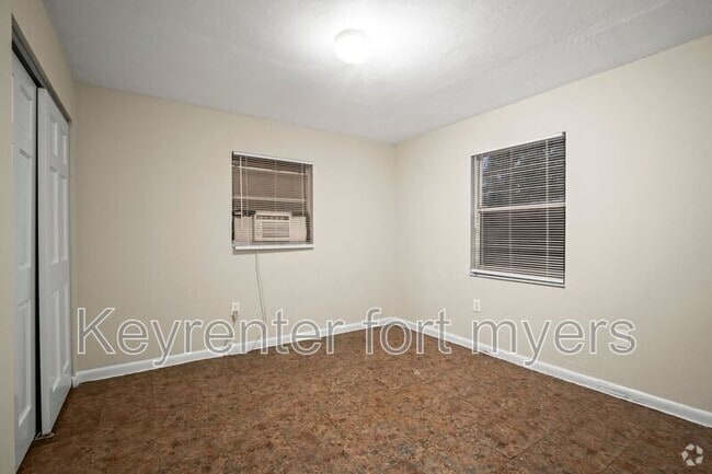Building Photo - 322B Louise Ave Rental