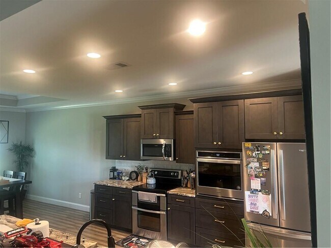 Photo - 100 Newport Ave