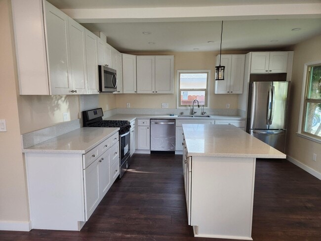 Building Photo - 914 N Olive St Unit 914