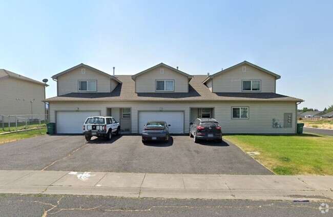 Building Photo - La Habra Way-Onyx Avenue Unit 6522 Onyx Rental