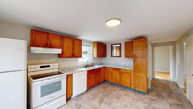 Photo - 97 Linton St