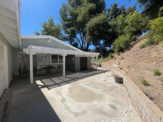 Photo - 3 Bedroom Single Story Home for Rent in Newhall.