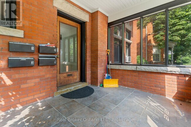 Photo - 128 Herkimer St Unit 2