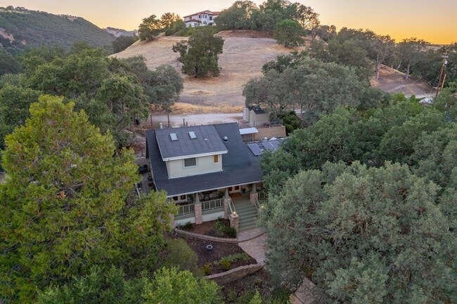 Photo - Executive Westside Paso Robles Home