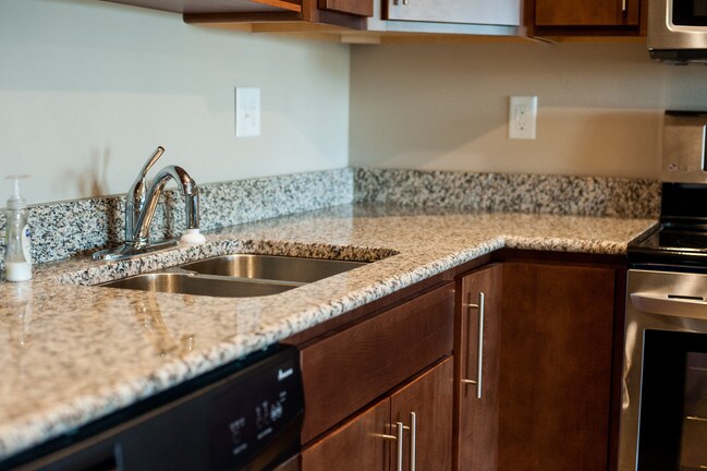 Cardinal Creek Apartments