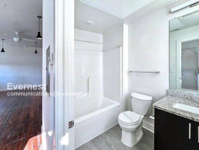 Photo - 17 W Main St Unit 203