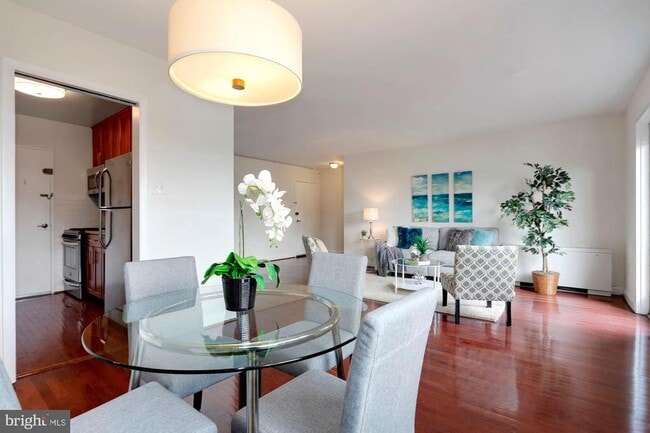 Photo - 1830 Columbia Pike Unidad 110