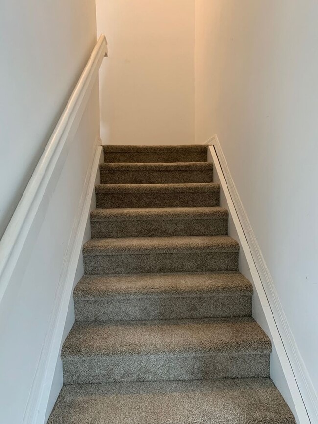 Photo - 3/2.5/1 Spacious Townhome