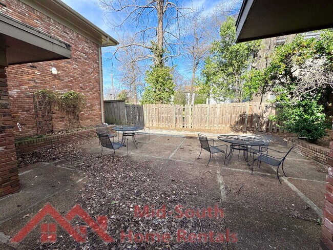 Photo - 129 Stonewall St Unit 5
