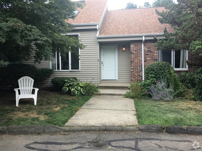 Building Photo - 2514 Boston Post Rd Unit R4 Rental
