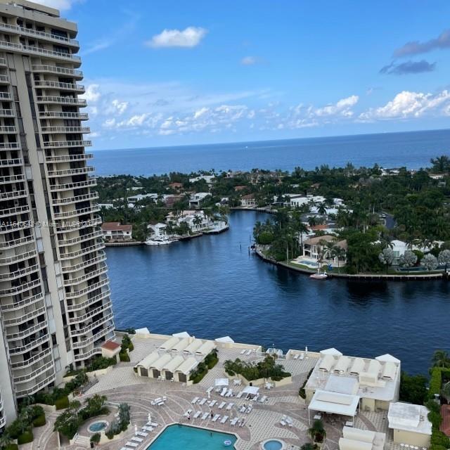 Building Photo - 20185 E Country Club Dr Unit 2101 Rental