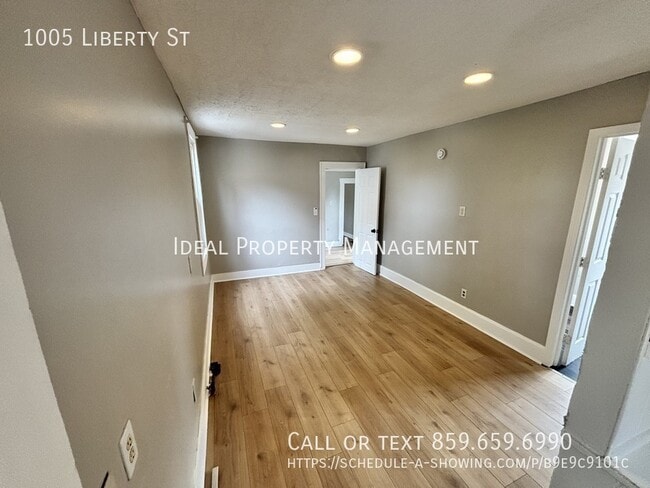 Photo - 1005 Liberty St