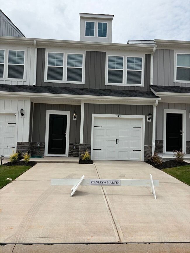Brand new home in the desirable Mauldin location!! AVALIABLE NOW! OFFERING $500 OFF FIRST FULL MO...