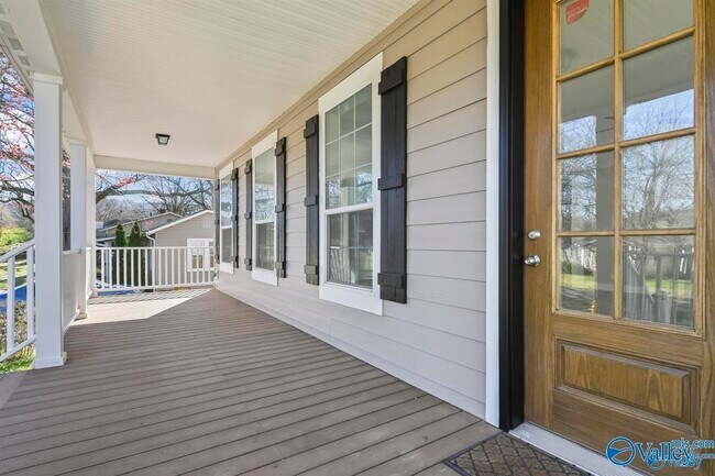 Photo - 1502 Rison Ave NE