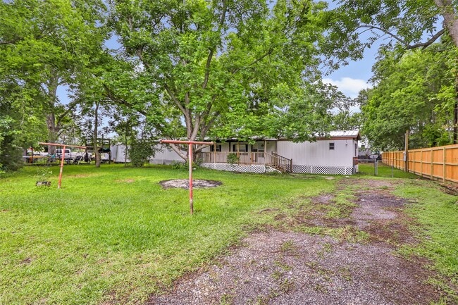Building Photo - 204 1/2 Kerry Rd