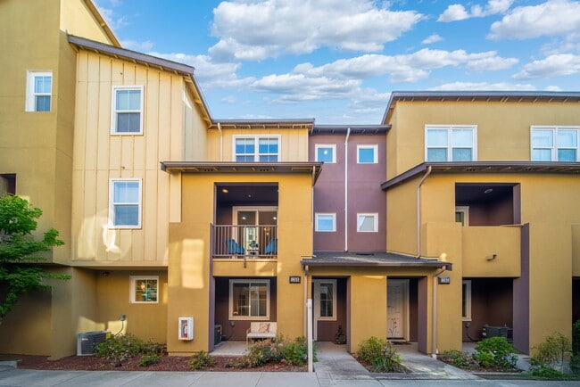 Photo - 1369 Coyote Creek Way Townhome