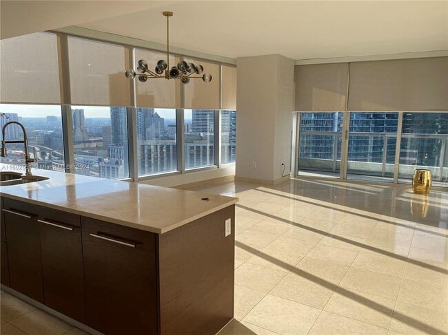 Photo - 475 Brickell Ave