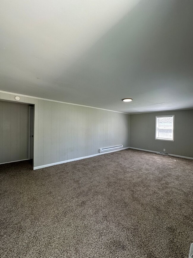 Photo - Backyard Nights & Front Porch Mornings — Cozy 3BR Brick Ranch in Fairlawn