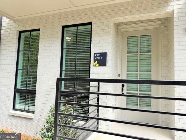 Building Photo - 988 Bibbs Circle NW