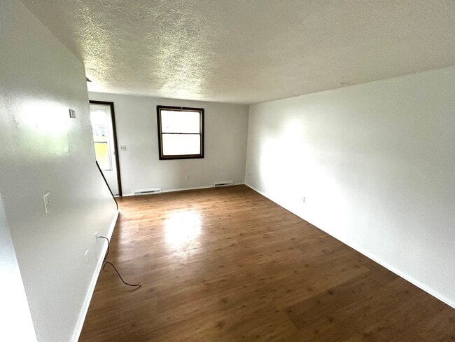 Photo - 152 N 24th St