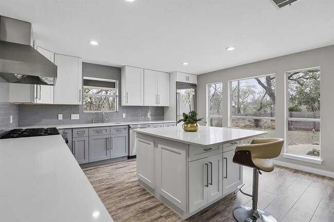 Photo - 445 Rocky River Rd