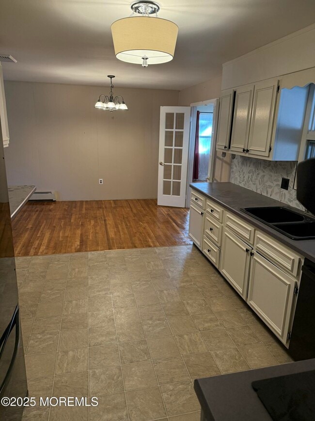 Photo - 324 Shady Brook Ln