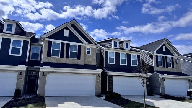 Photo - 1445 Superior Dr