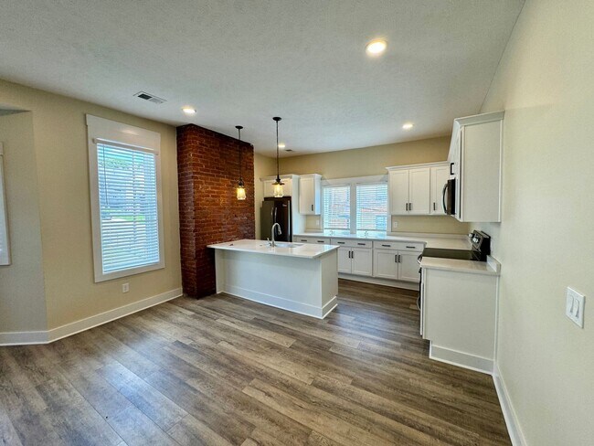 Photo - 206 Maple Ter Unidad 2