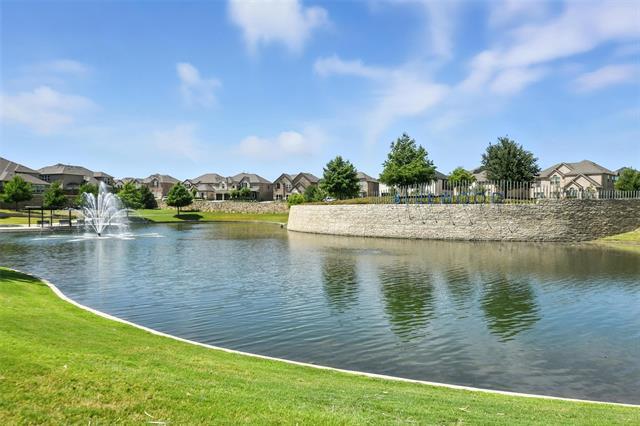 Photo - 940 Azure Ln