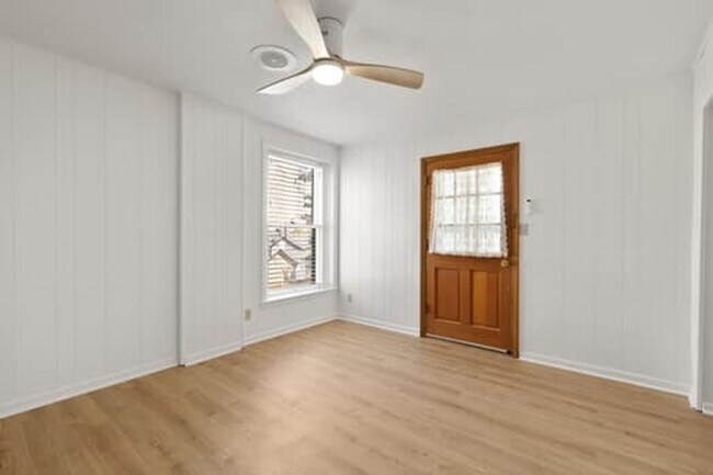 Photo - 515 Wabash Ave Unit B (Middle Floor)