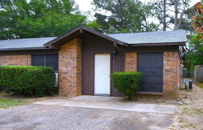 Photo - Economical 2 Bedroom Duplex in South Tyler-Lawn Care Included!