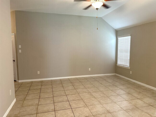 Photo - 16702 Peralta Bay Cir