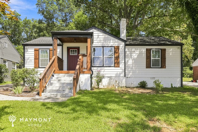 Building Photo - 3014 Dogwood Dr