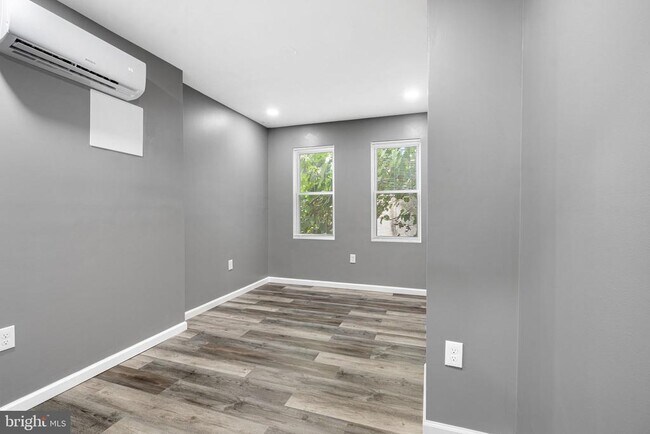 Photo - 2550 N 12th St Unit 2ND FLOOR