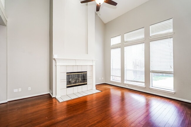 Photo - 4420 Vanderpool Dr