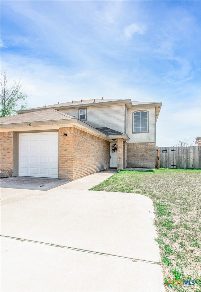 Photo - 402 Deloris Dr