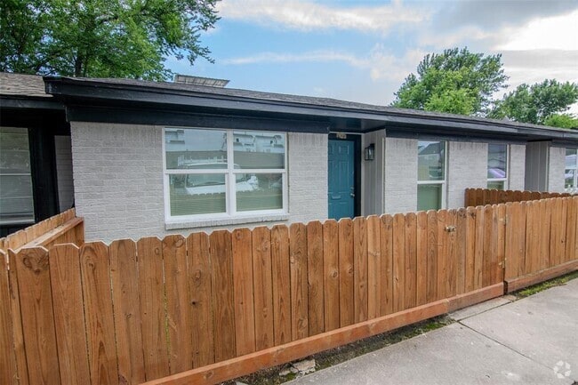 Building Photo - 1623 Northwood St Unit 1623 Rental