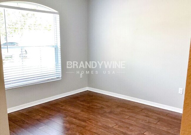 Photo - MOVE IN SPECIAL!! $1000 OFF JUNE Rent with...