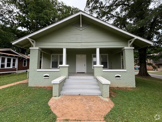 Building Photo - 402 W Mobile St Rental