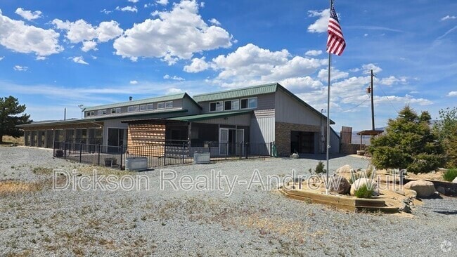 Building Photo - 5800 Peak Rd Rental