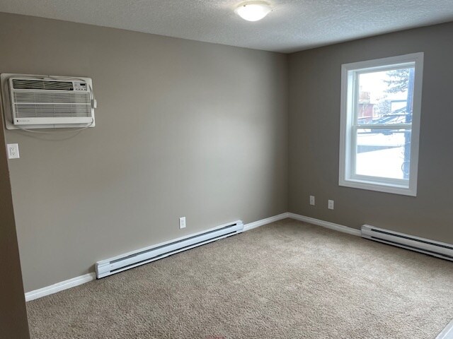 Photo - 2229 Smith St