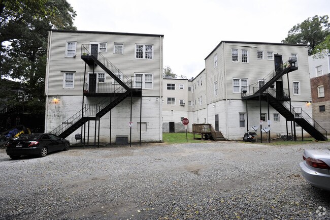 Photo - Highland Manor