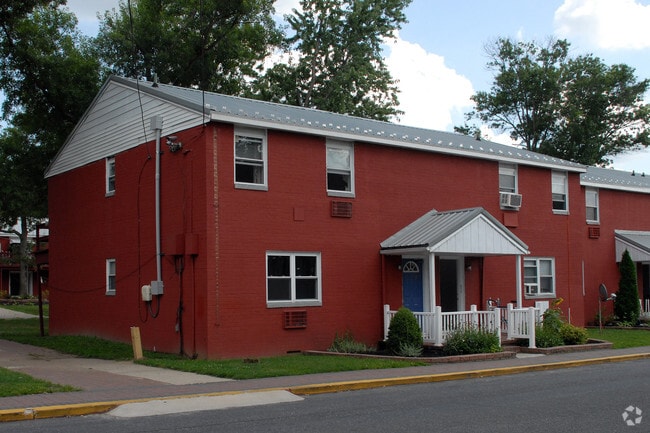 Chestnut Square - Chestnut Square