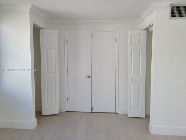 Photo - 999 Brickell Bay Dr Unit 1207