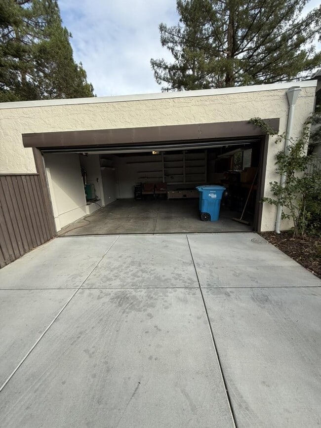 Photo - 2439 Sharon Oaks Dr