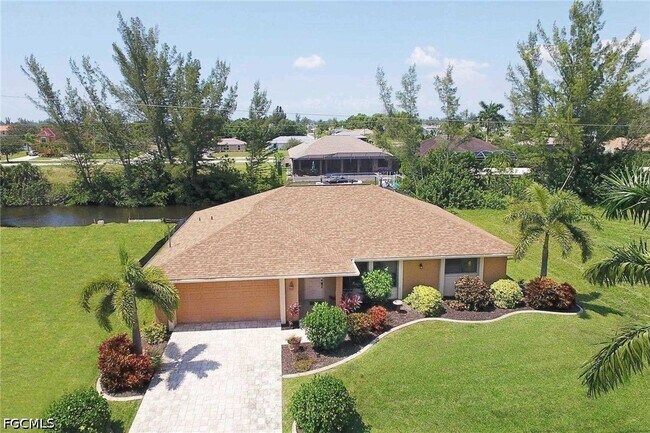 1403 SW 40th Terrace