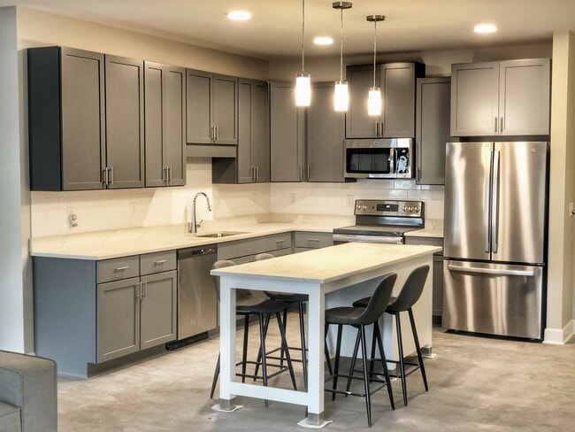 The Bellagio - Waterfront Marina Living