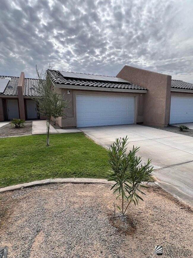 Building Photo - 3743 S Desert Sky Dr Rental